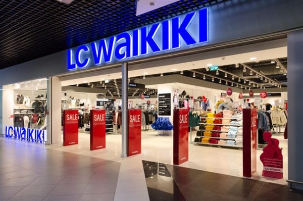 lc waikiki calisma sartlari 2022 LC Waikiki Çalışma Şartları ve Maaşları