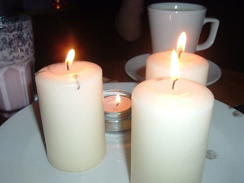 128471417_be8ba36164_candle